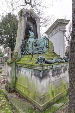 cemetery paris 18 sm.jpg